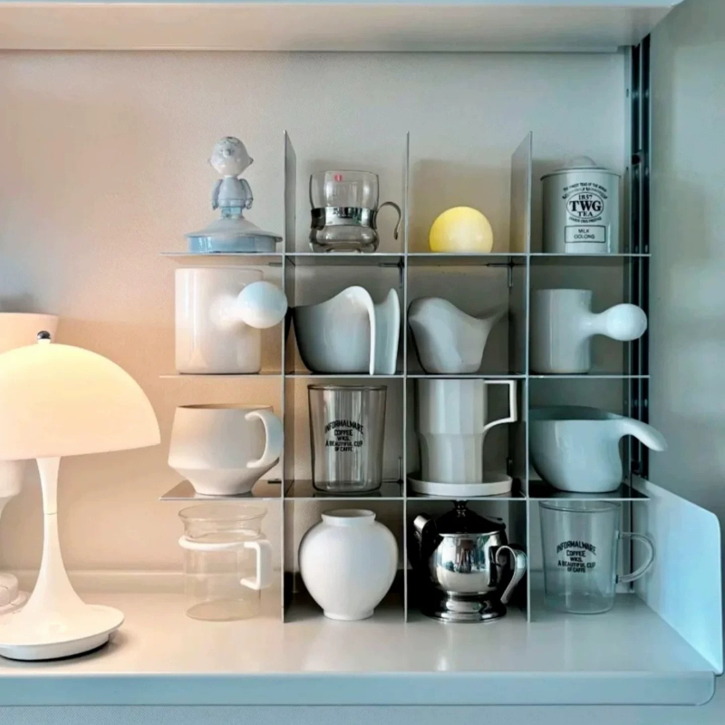Minimalistische aluminiumleger - Coffee Tea Stand recensie en prijs